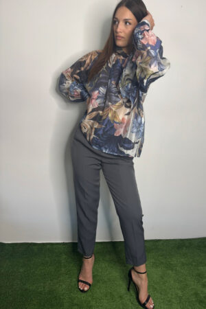 ΜΠΛΟΥΖΑ  ΑΠΟ ΟΙΚΟΛΟΓΙΚΟ ΥΦΑΣΜΑ ΜΠΛΕ ΜΩΒ FLORAL